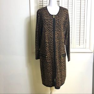 RAFAELLA animal print sweater duster
SZ 1X